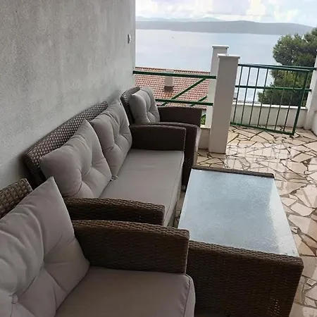 Karla * Jelsa (Hvar)