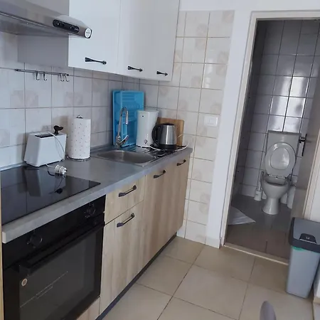 Karla Apartament Jelsa (Hvar)